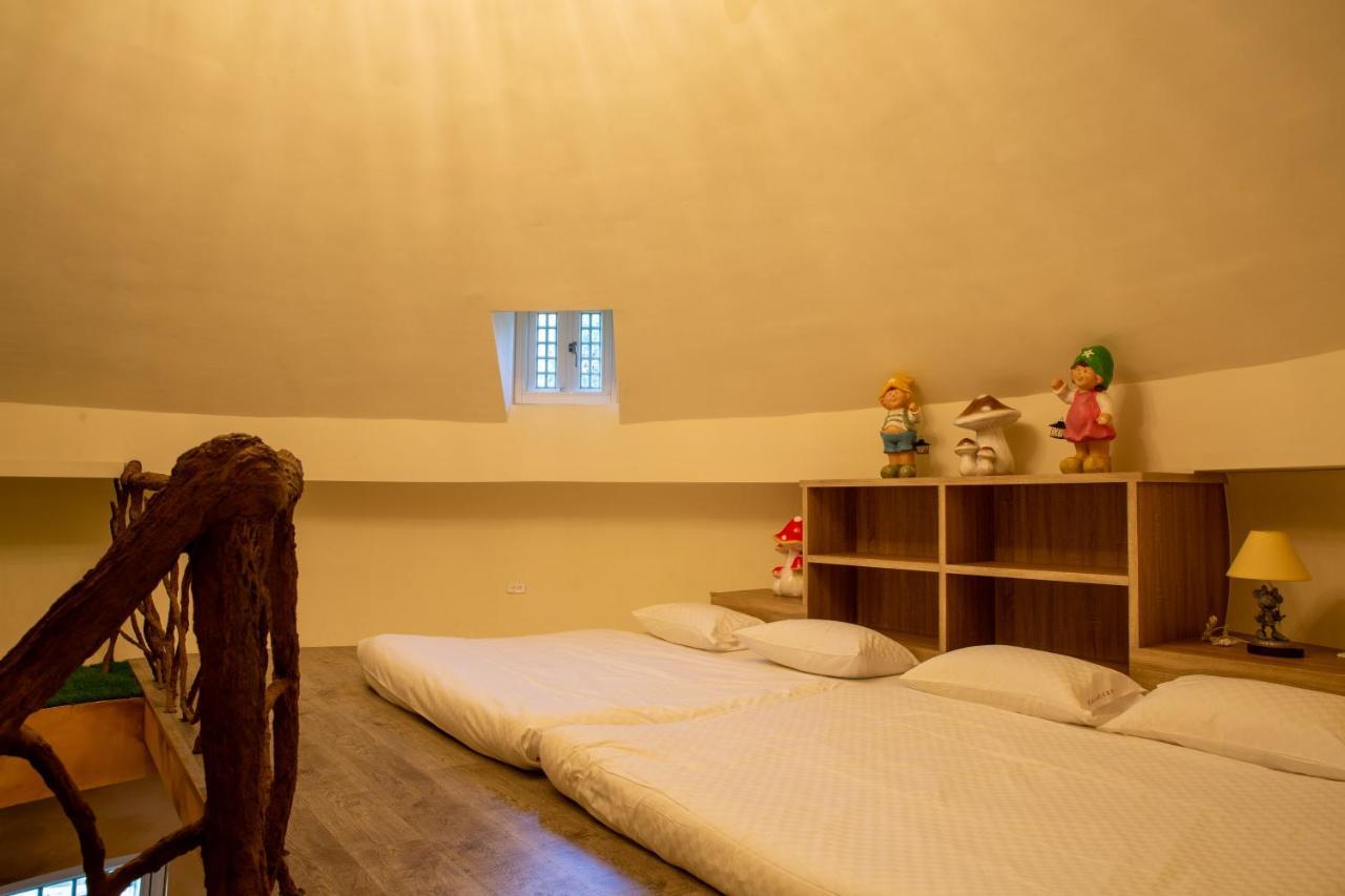 פולי Mushroom Forest Guesthouse Camping Site מראה חיצוני תמונה