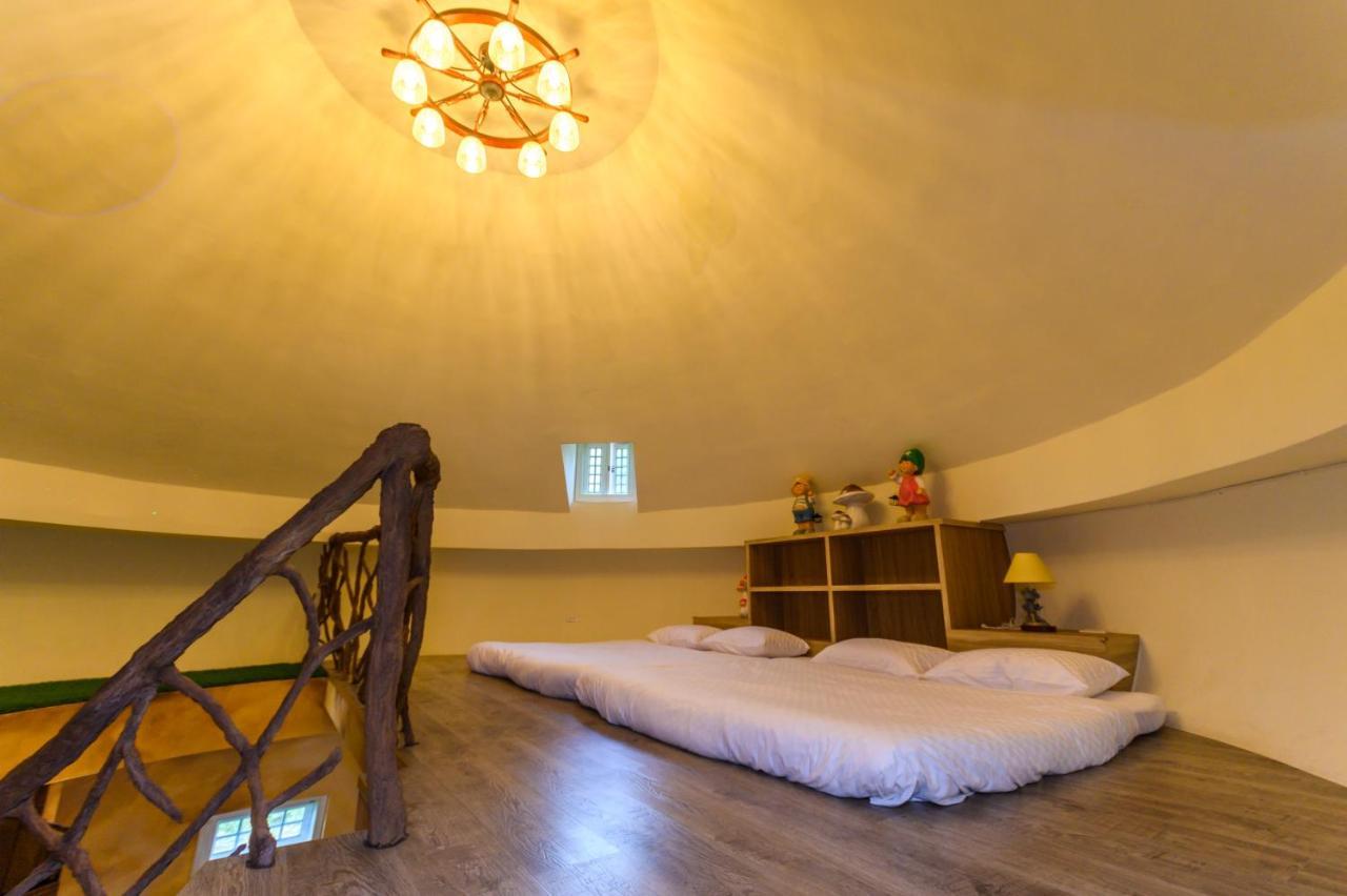פולי Mushroom Forest Guesthouse Camping Site מראה חיצוני תמונה
